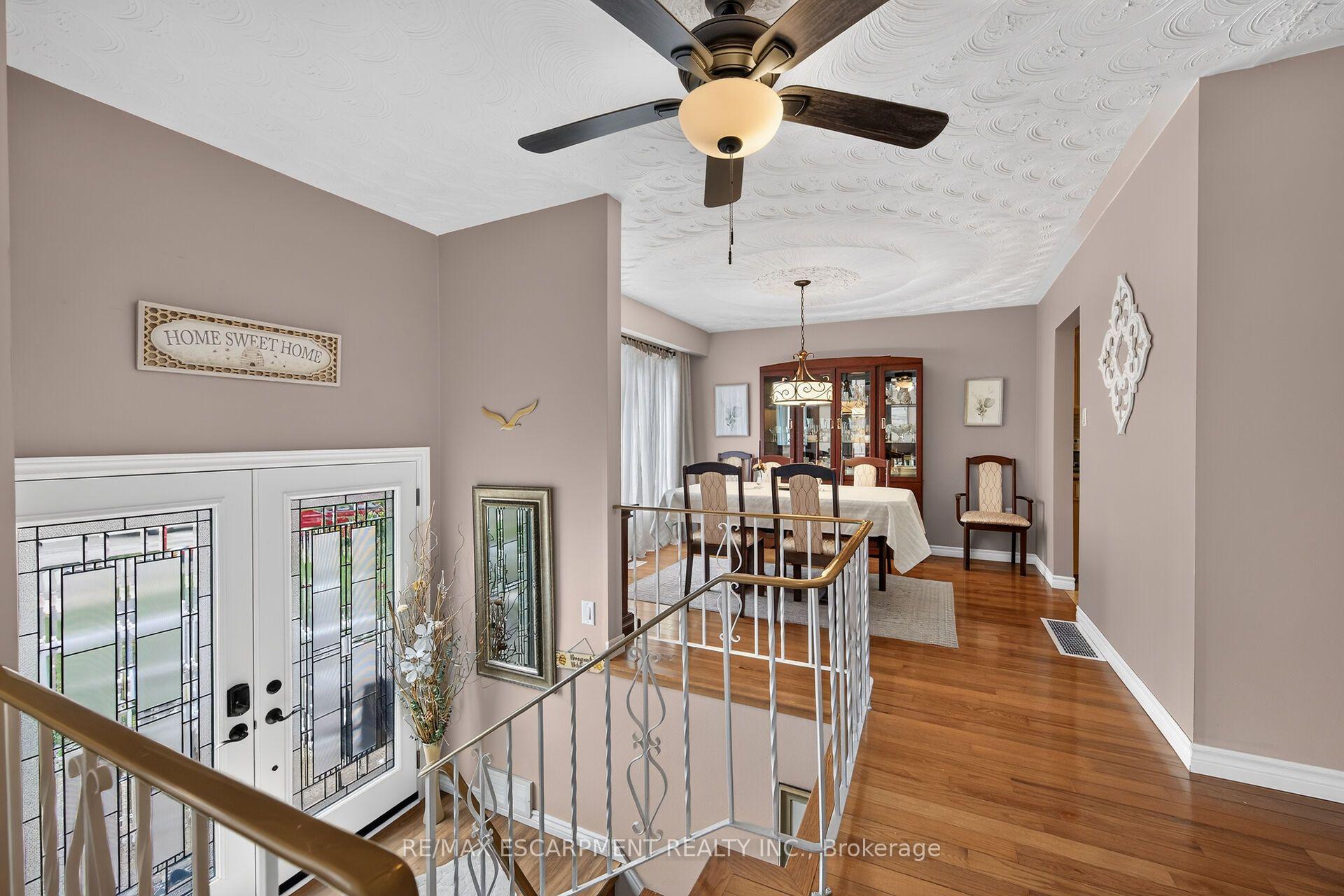 Photo 13 of 49 Brookstream Court, Hamilton, Red Hill — HOMEH