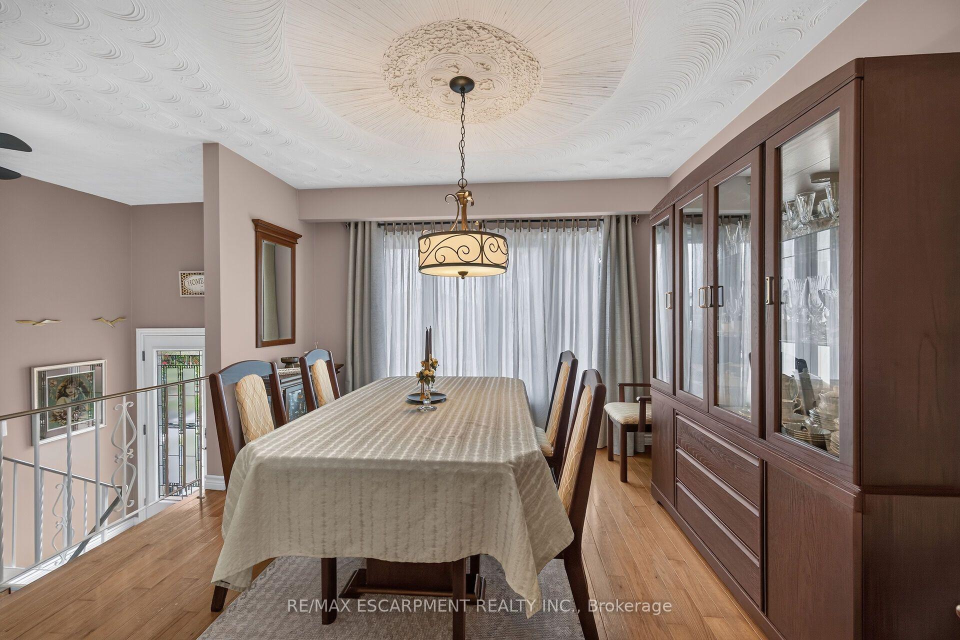 Photo 15 of 49 Brookstream Court, Hamilton, Red Hill — HOMEH