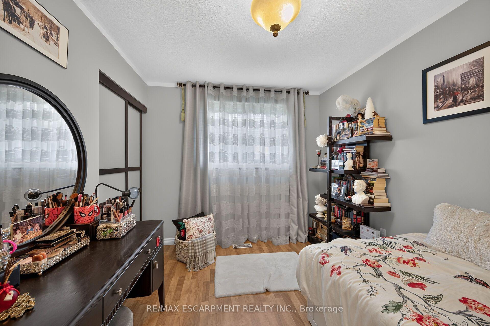 Photo 28 of 49 Brookstream Court, Hamilton, Red Hill — HOMEH