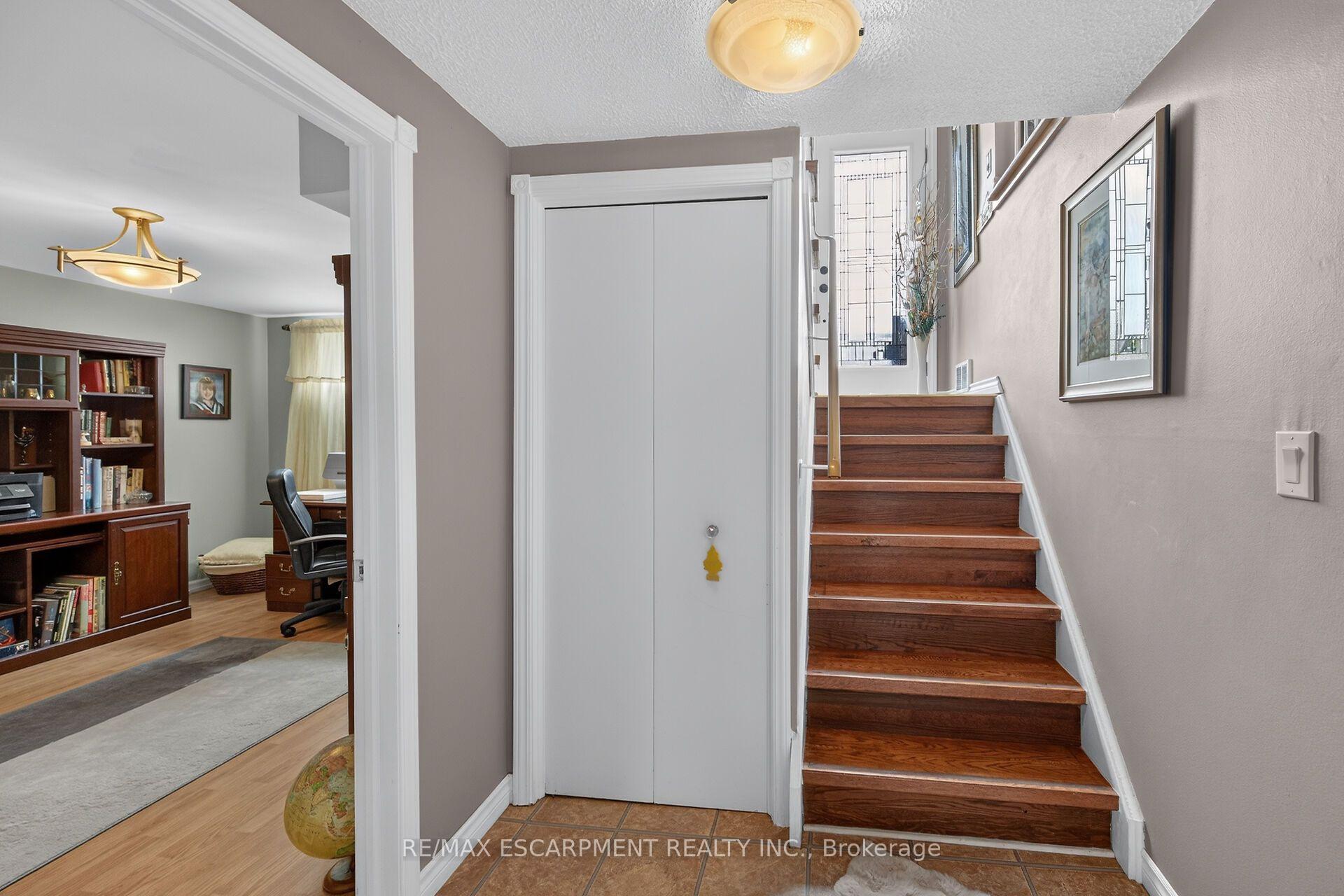 Photo 30 of 49 Brookstream Court, Hamilton, Red Hill — HOMEH