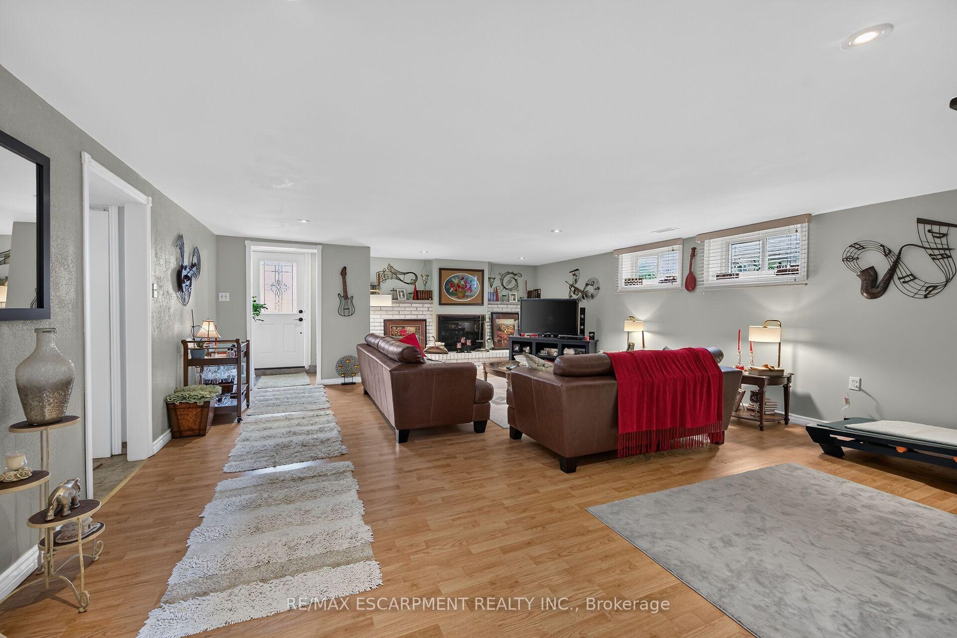 Photo 35 of 49 Brookstream Court, Hamilton, Red Hill — HOMEH