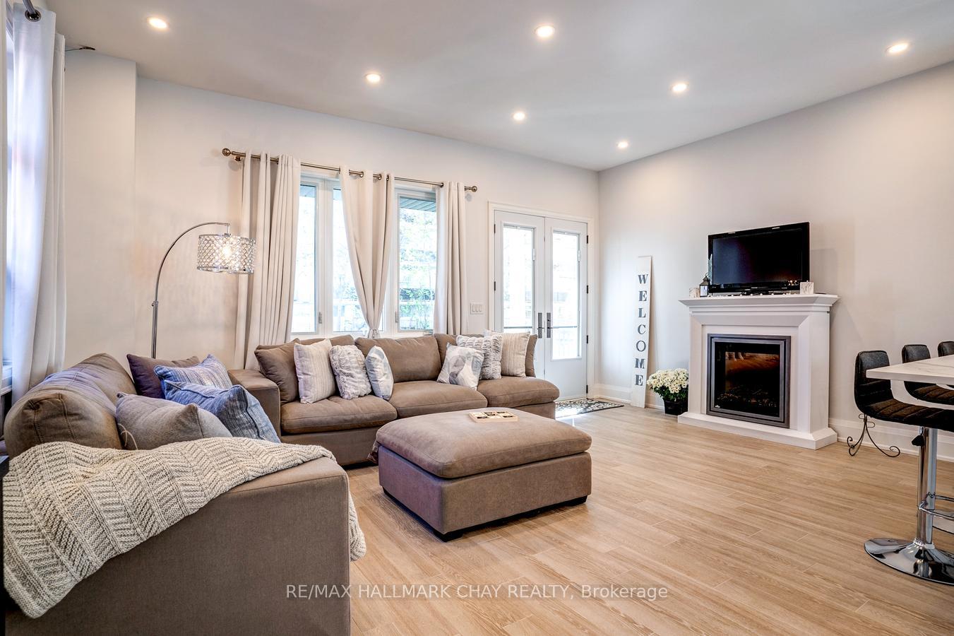Photo 7 of 611 Northcliffe Boulevard, Toronto, Oakwood Village — HOMEH