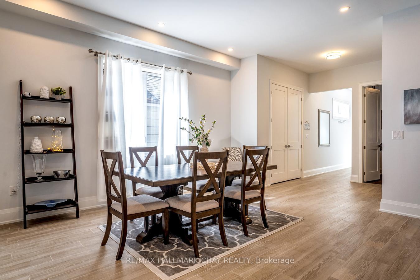 Photo 11 of 611 Northcliffe Boulevard, Toronto, Oakwood Village — HOMEH