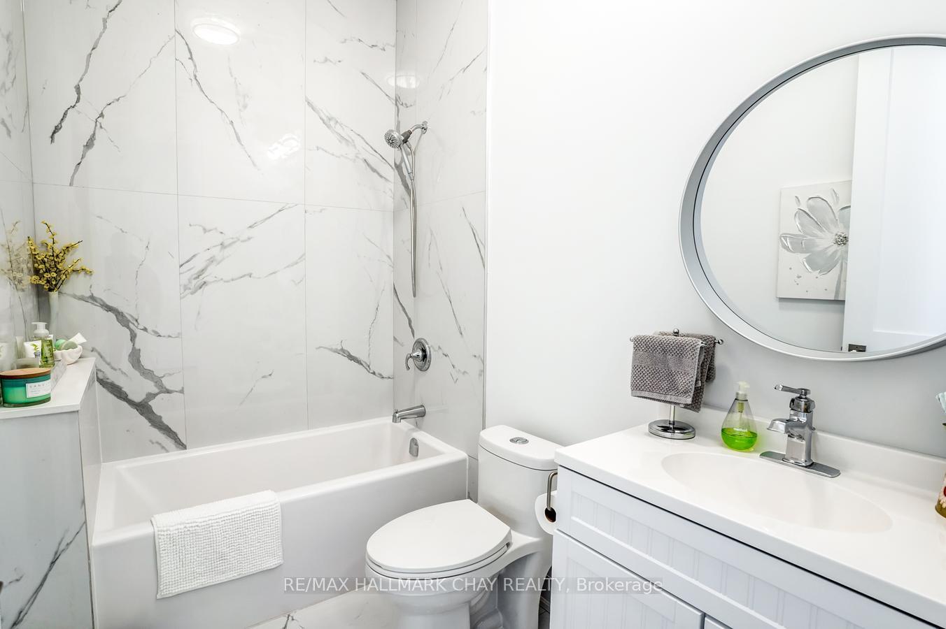 Photo 16 of 611 Northcliffe Boulevard, Toronto, Oakwood Village — HOMEH