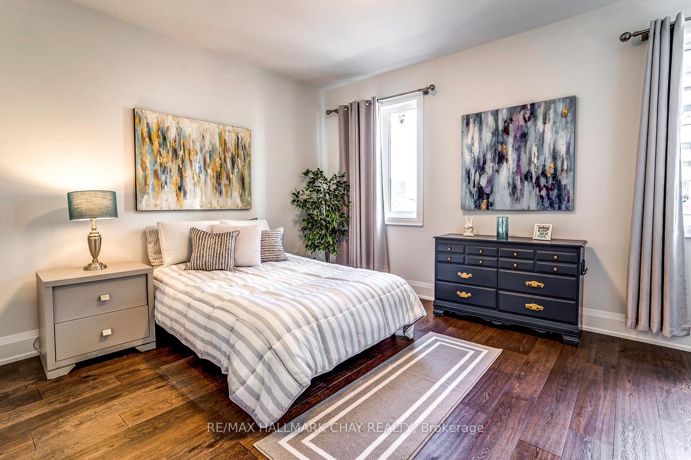 Photo 22 of 611 Northcliffe Boulevard, Toronto, Oakwood Village — HOMEH