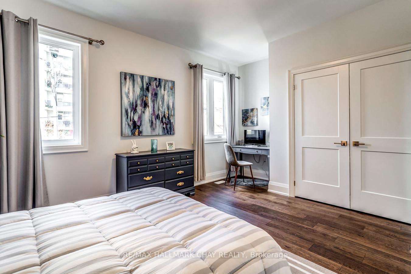 Photo 23 of 611 Northcliffe Boulevard, Toronto, Oakwood Village — HOMEH
