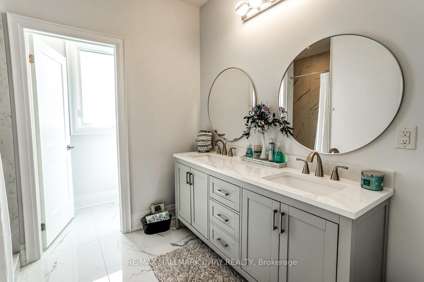 Photo 25 of 611 Northcliffe Boulevard, Toronto, Oakwood Village — HOMEH
