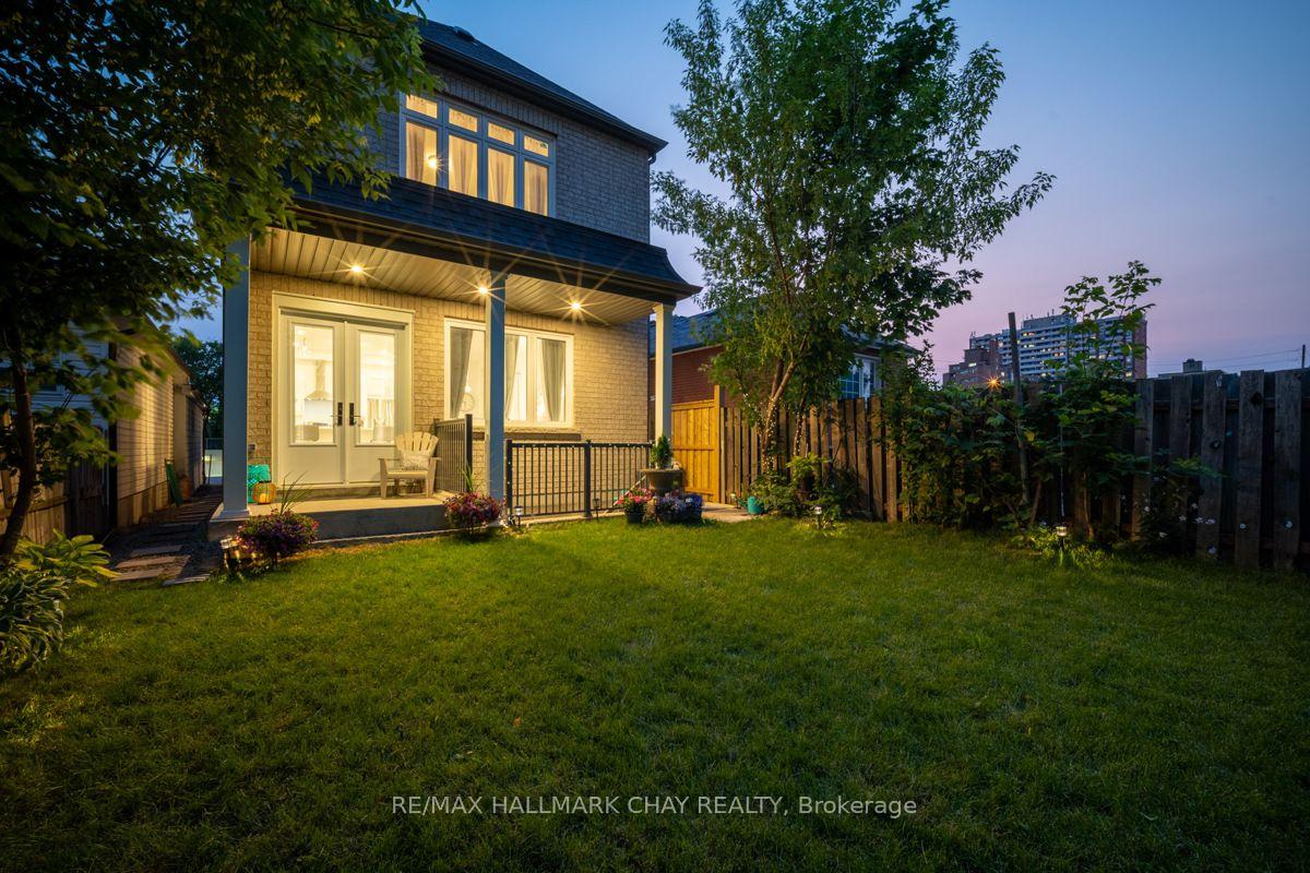 Photo 33 of 611 Northcliffe Boulevard, Toronto, Oakwood Village — HOMEH