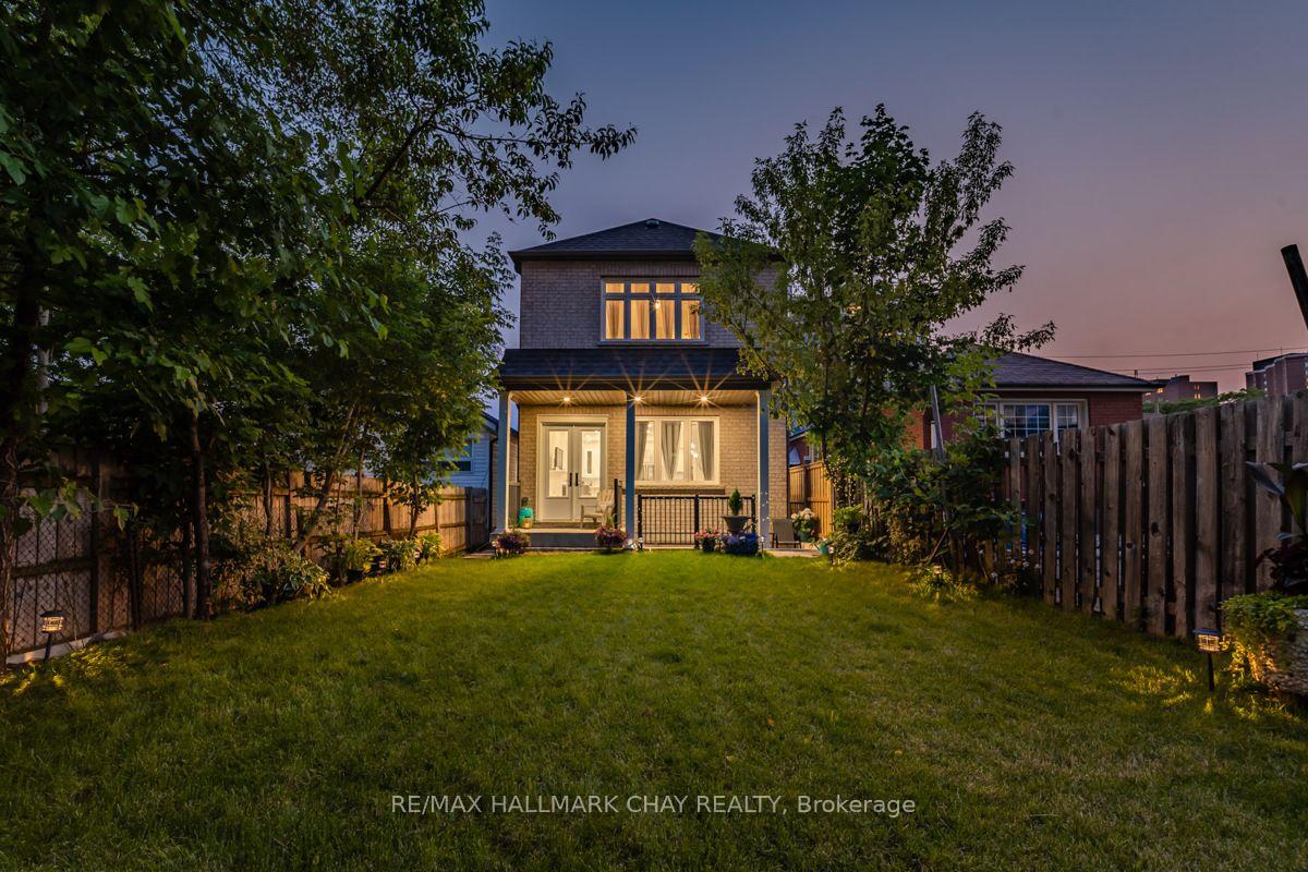 Photo 34 of 611 Northcliffe Boulevard, Toronto, Oakwood Village — HOMEH