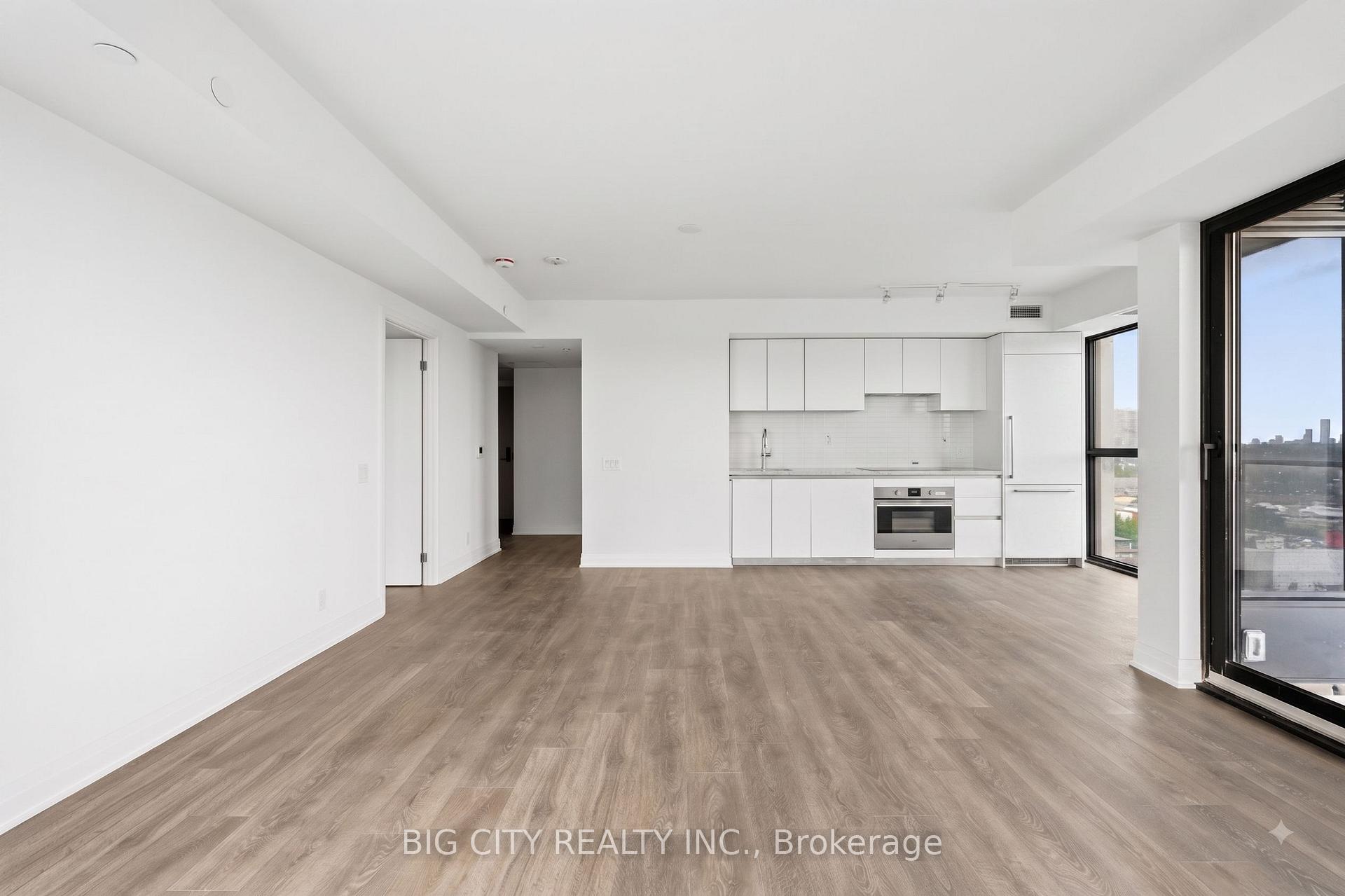 Photo 4 of Unit 1302, 25 Frederick Todd Way, Toronto, Thorncliffe Park — HOMEH