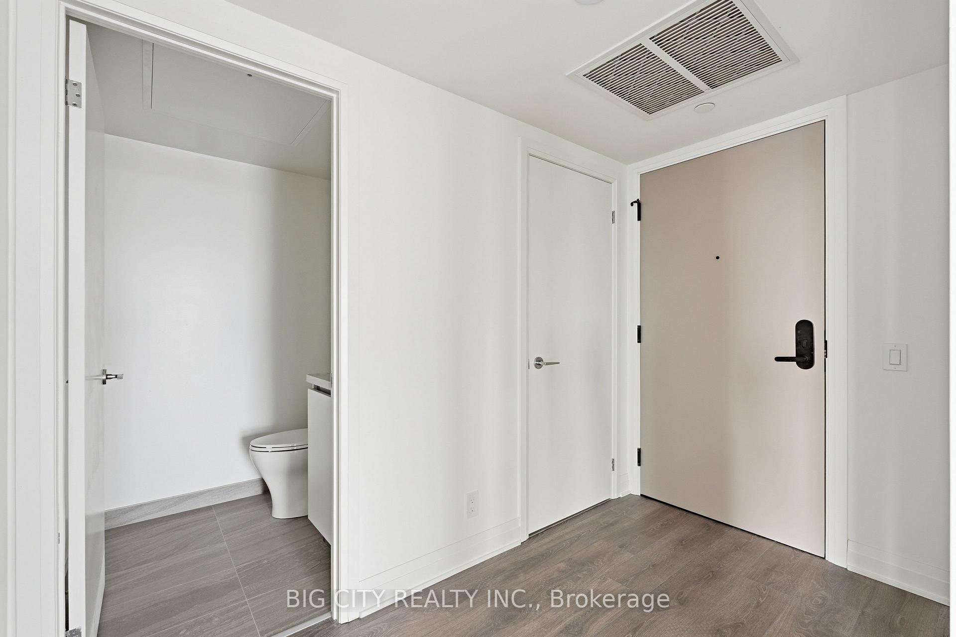 Photo 9 of Unit 1302, 25 Frederick Todd Way, Toronto, Thorncliffe Park — HOMEH