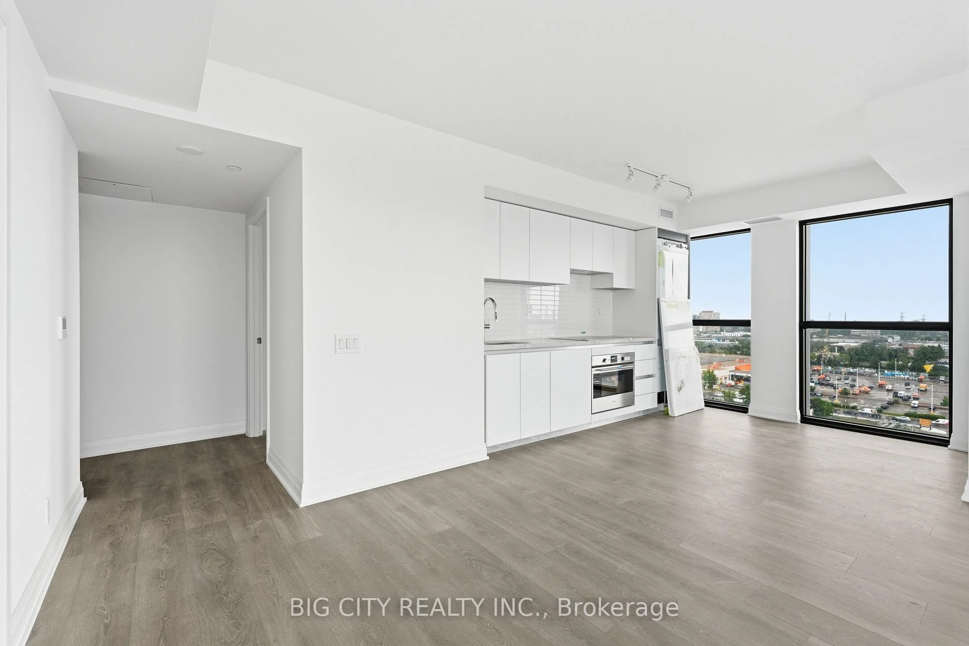 Photo 18 of Unit 1302, 25 Frederick Todd Way, Toronto, Thorncliffe Park — HOMEH