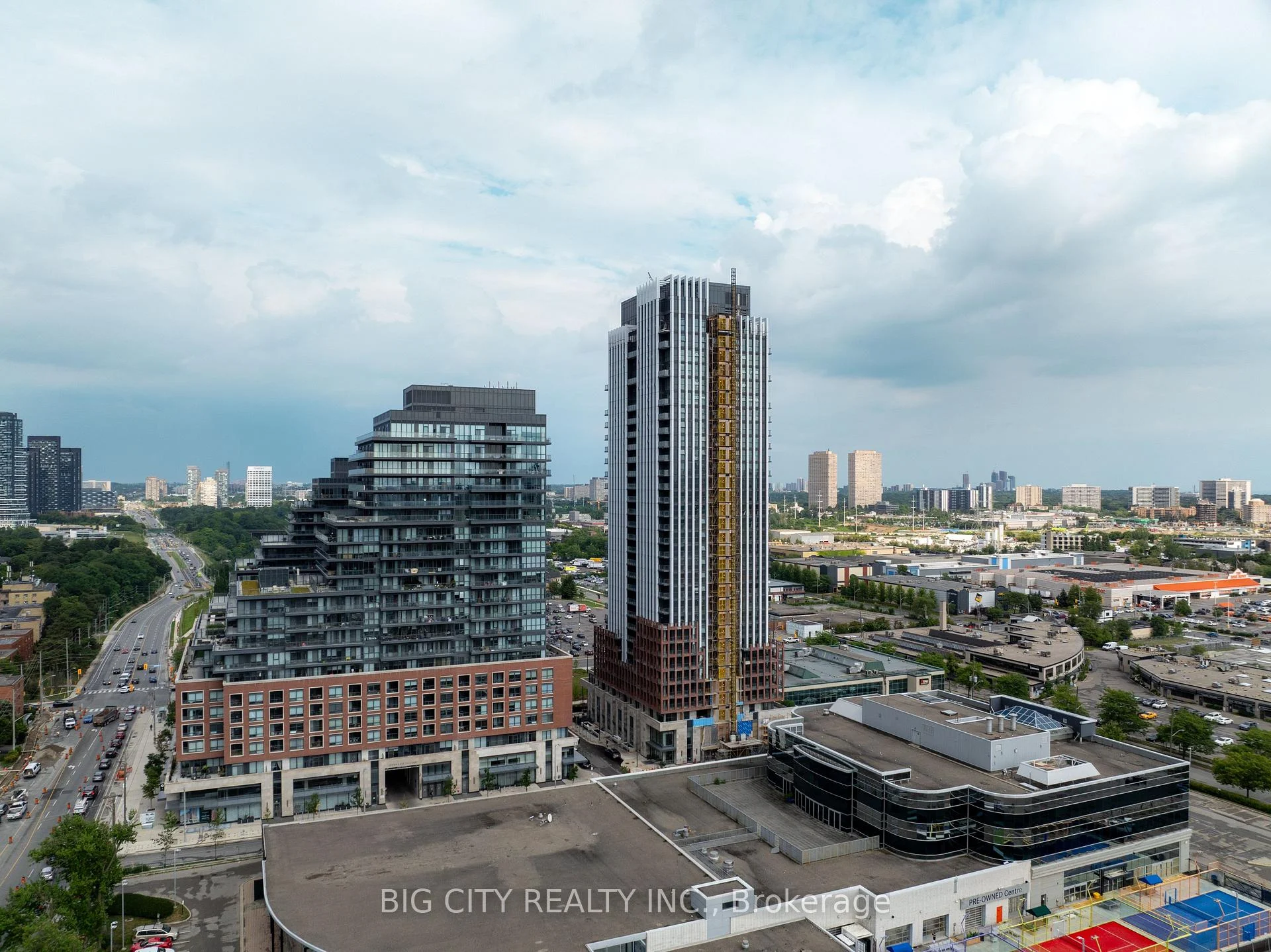 Photo 41 of Unit 1302, 25 Frederick Todd Way, Toronto, Thorncliffe Park — HOMEH