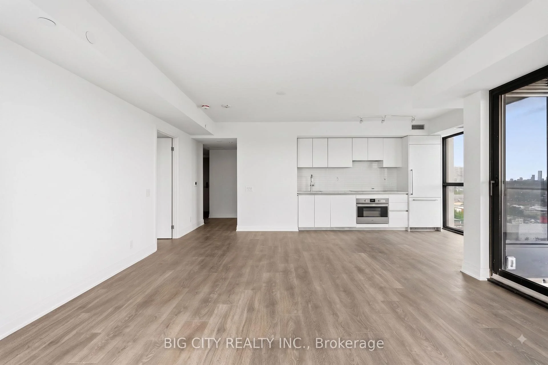 Photo 52 of Unit 1302, 25 Frederick Todd Way, Toronto, Thorncliffe Park — HOMEH