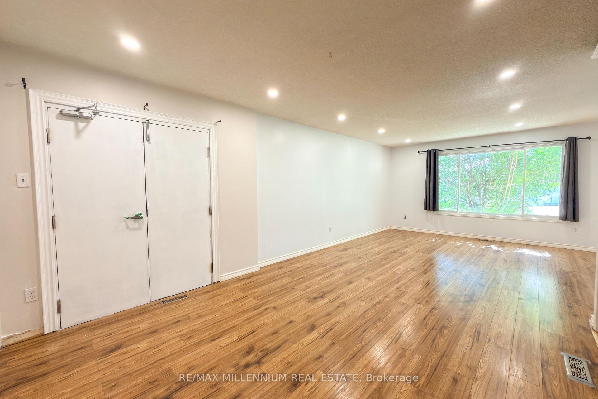 Photo 16 of 5 Pepler Place, Barrie, Sunnidale — HOMEH