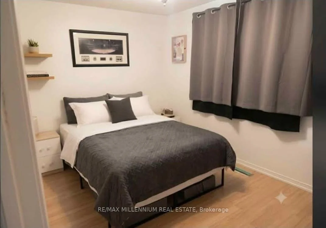 Photo 32 of 5 Pepler Place, Barrie, Sunnidale — HOMEH