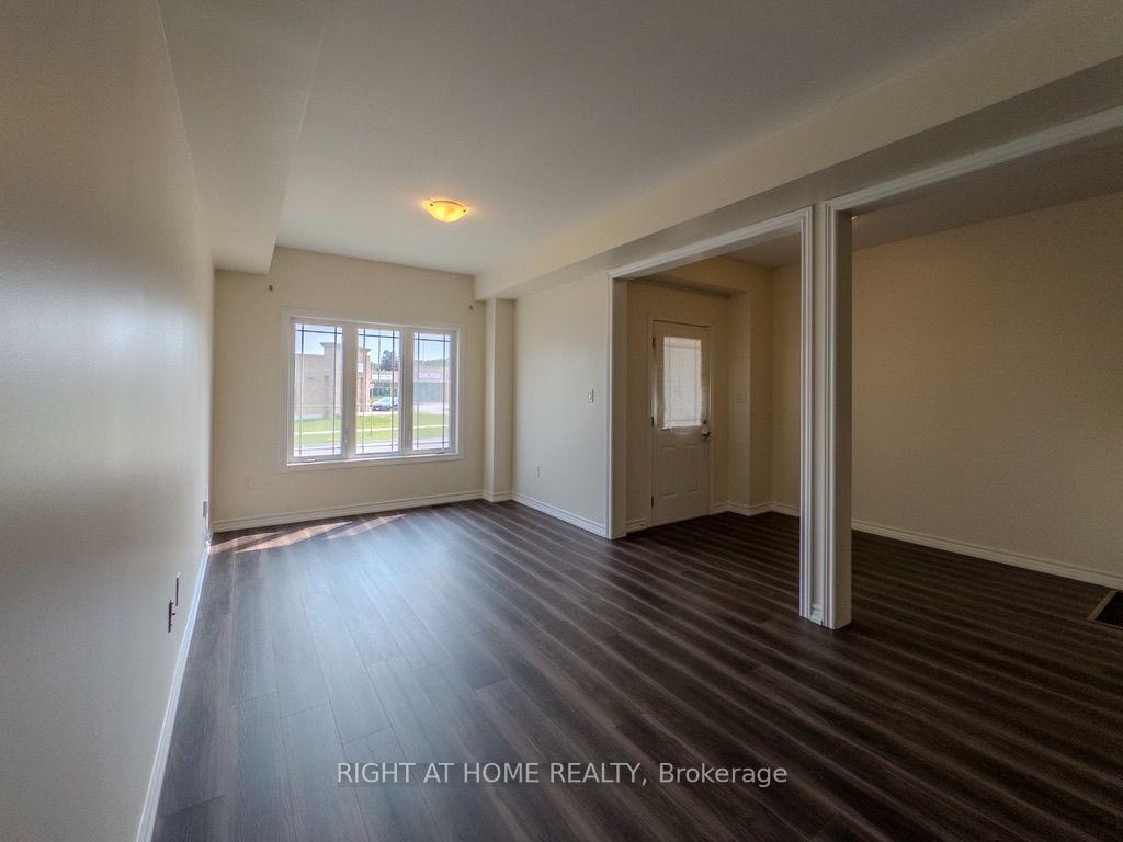 Photo 3 of 465 Mapleton Avenue, Barrie, Ardagh — HOMEH