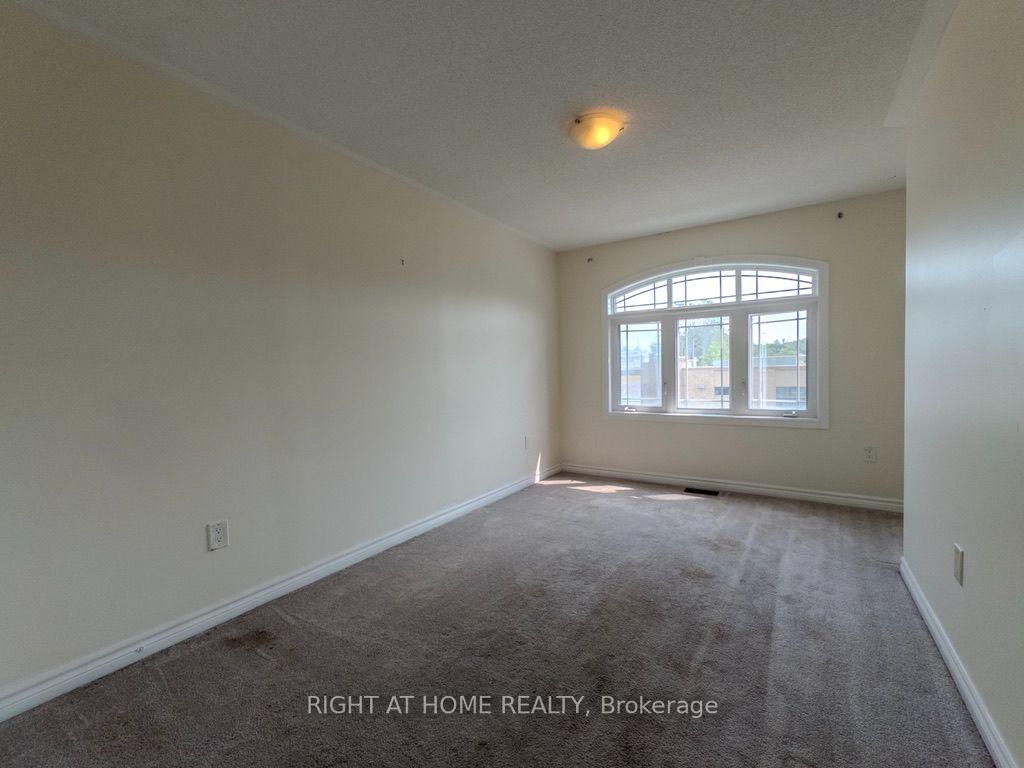 Photo 11 of 465 Mapleton Avenue, Barrie, Ardagh — HOMEH