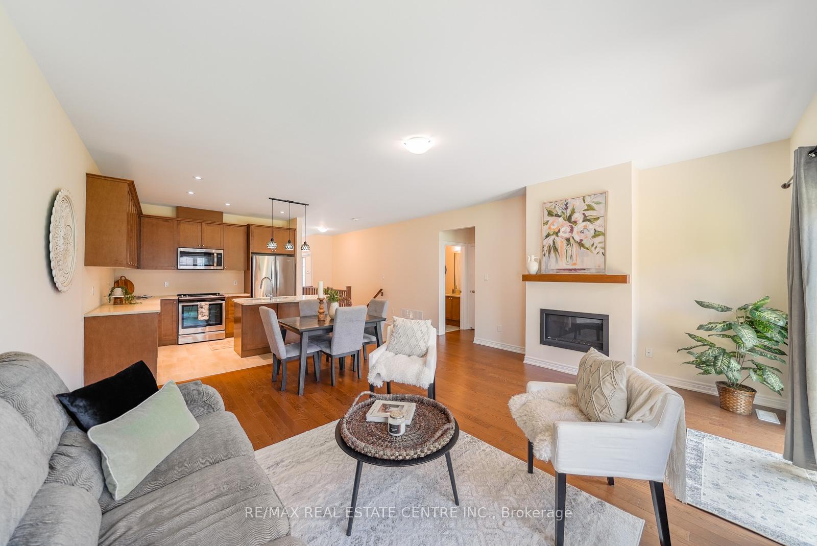 Photo 17 of 11 Overlea Drive, Brampton, Sandringham-Wellington — HOMEH