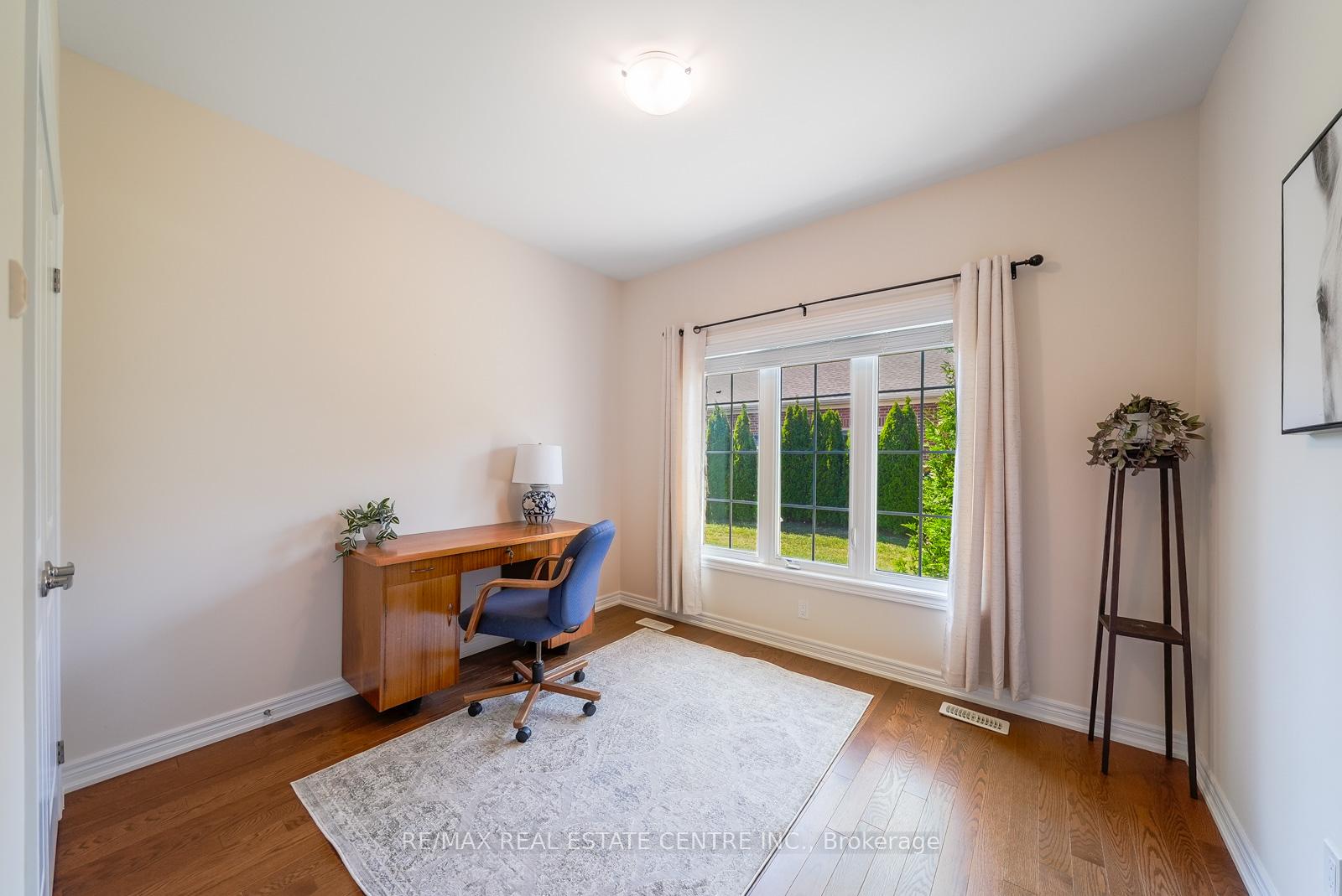 Photo 23 of 11 Overlea Drive, Brampton, Sandringham-Wellington — HOMEH