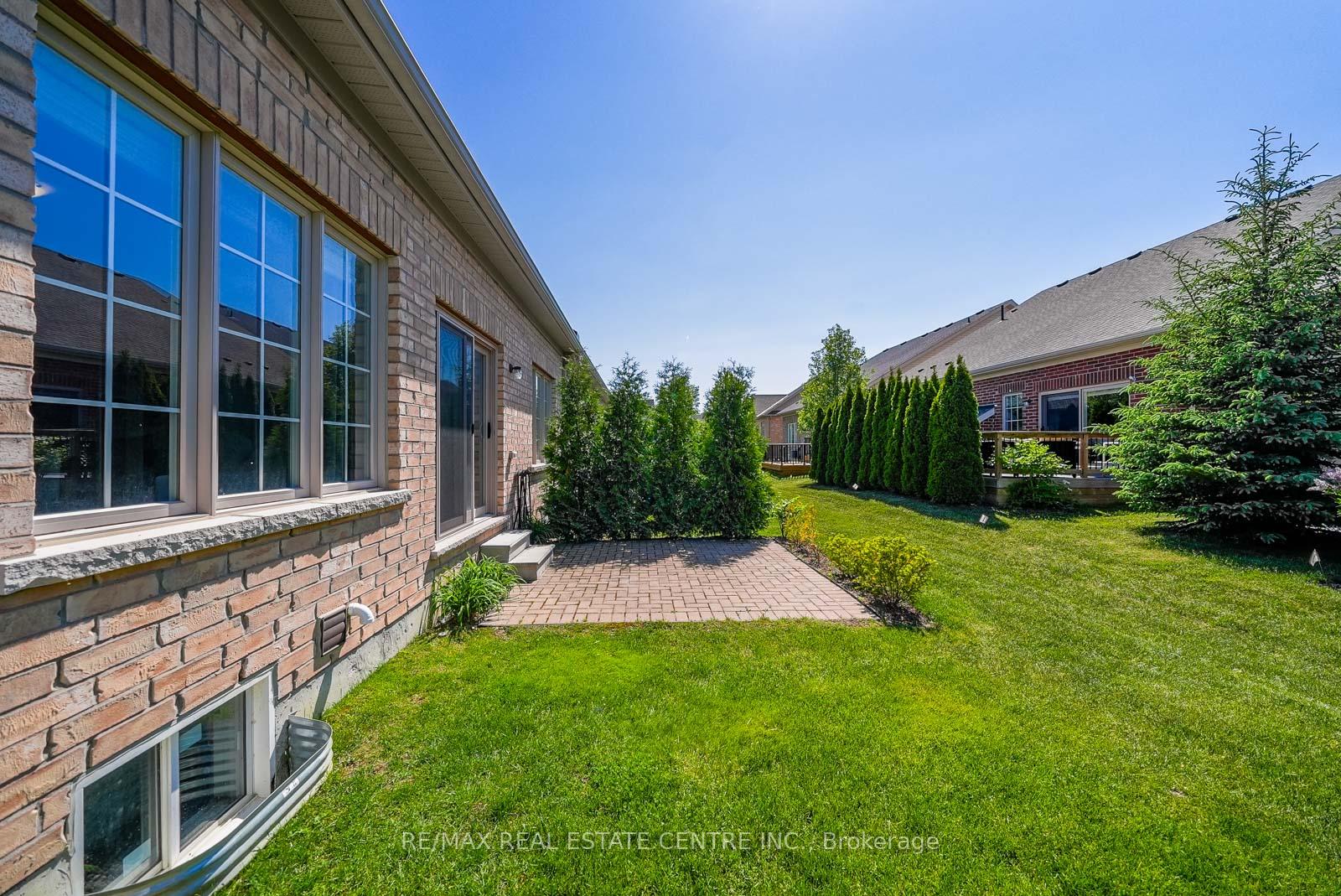 Photo 32 of 11 Overlea Drive, Brampton, Sandringham-Wellington — HOMEH