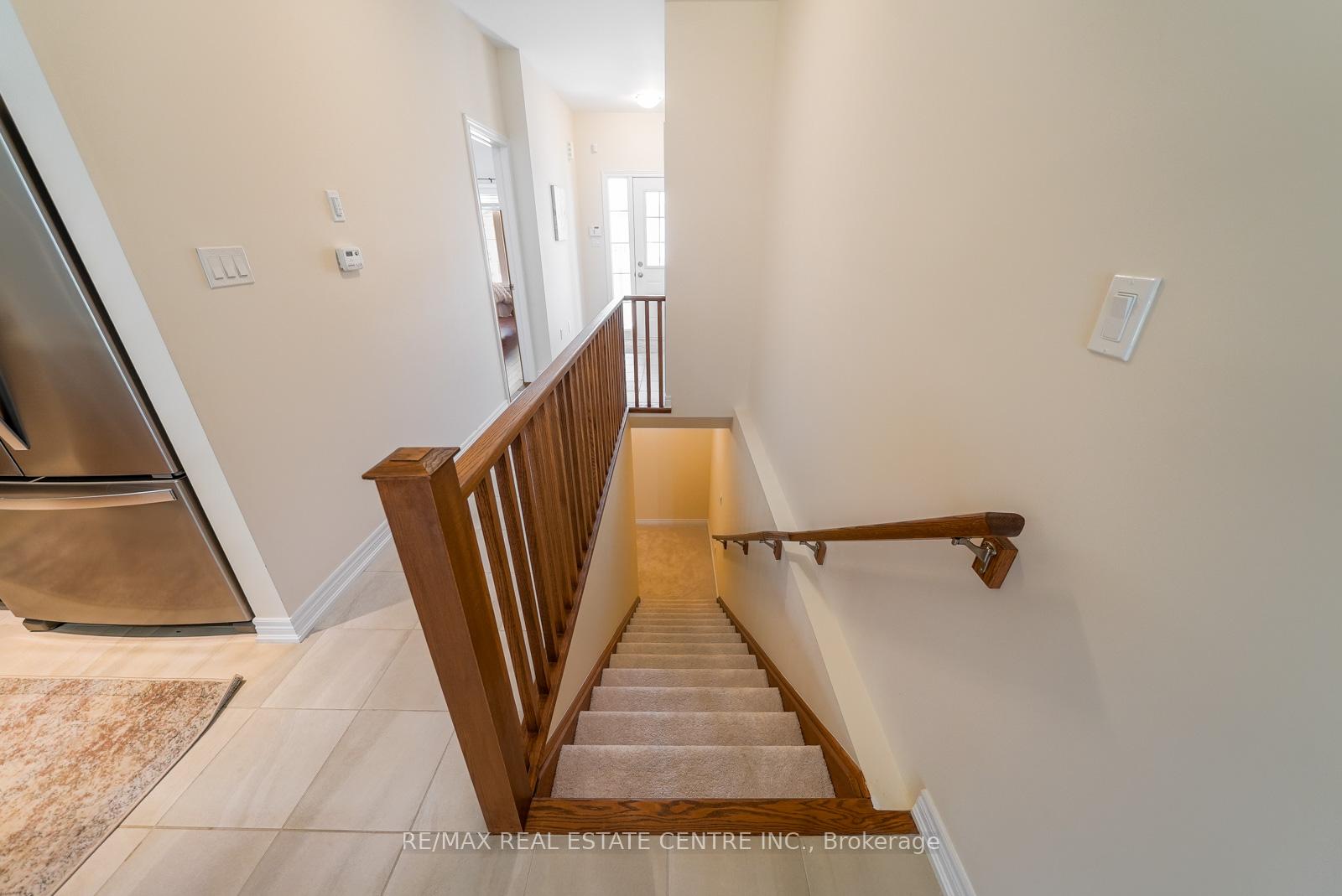 Photo 34 of 11 Overlea Drive, Brampton, Sandringham-Wellington — HOMEH