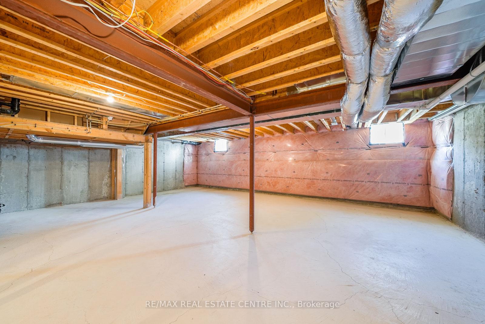 Photo 36 of 11 Overlea Drive, Brampton, Sandringham-Wellington — HOMEH