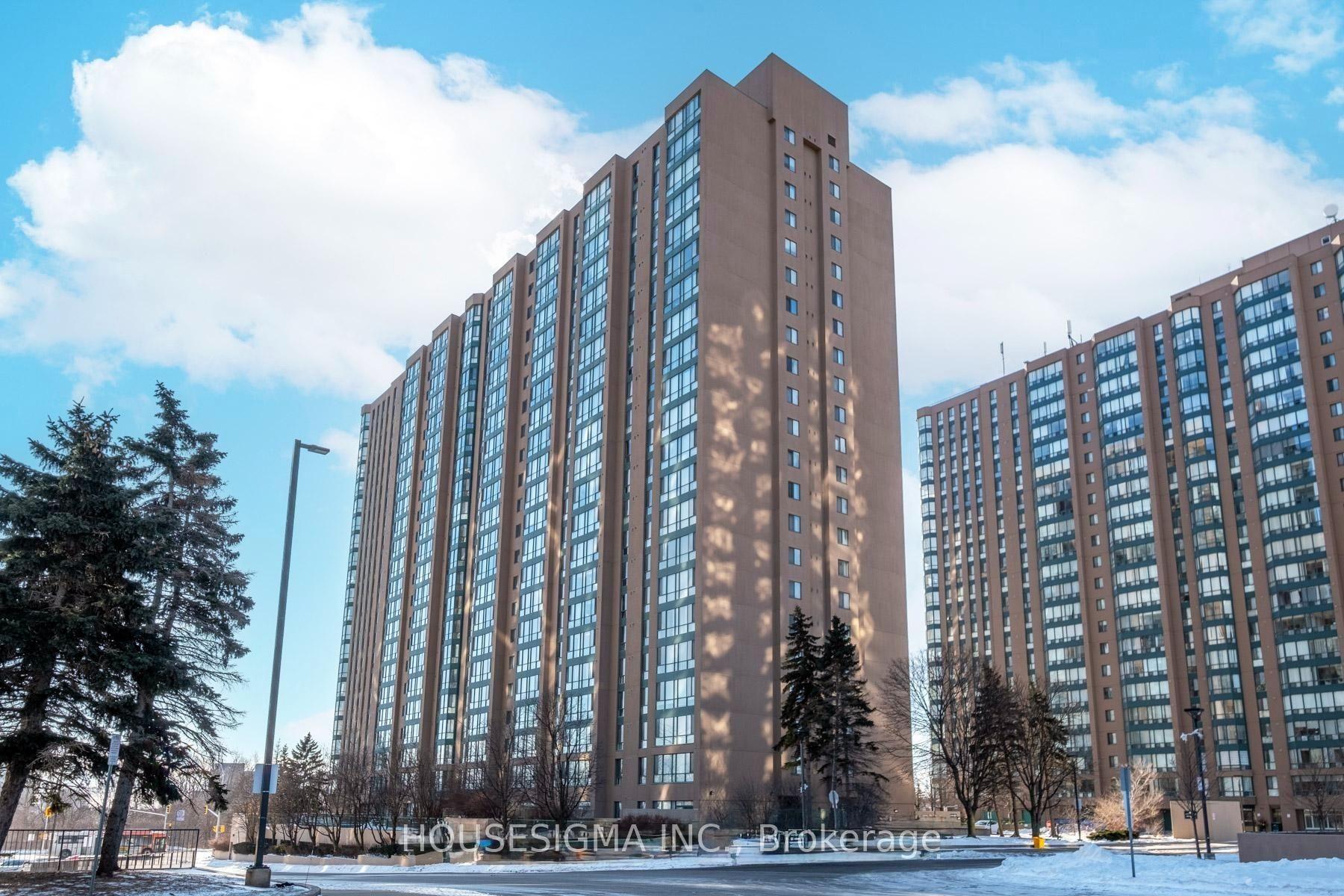 Front of Unit 807, 145 Hillcrest Avenue