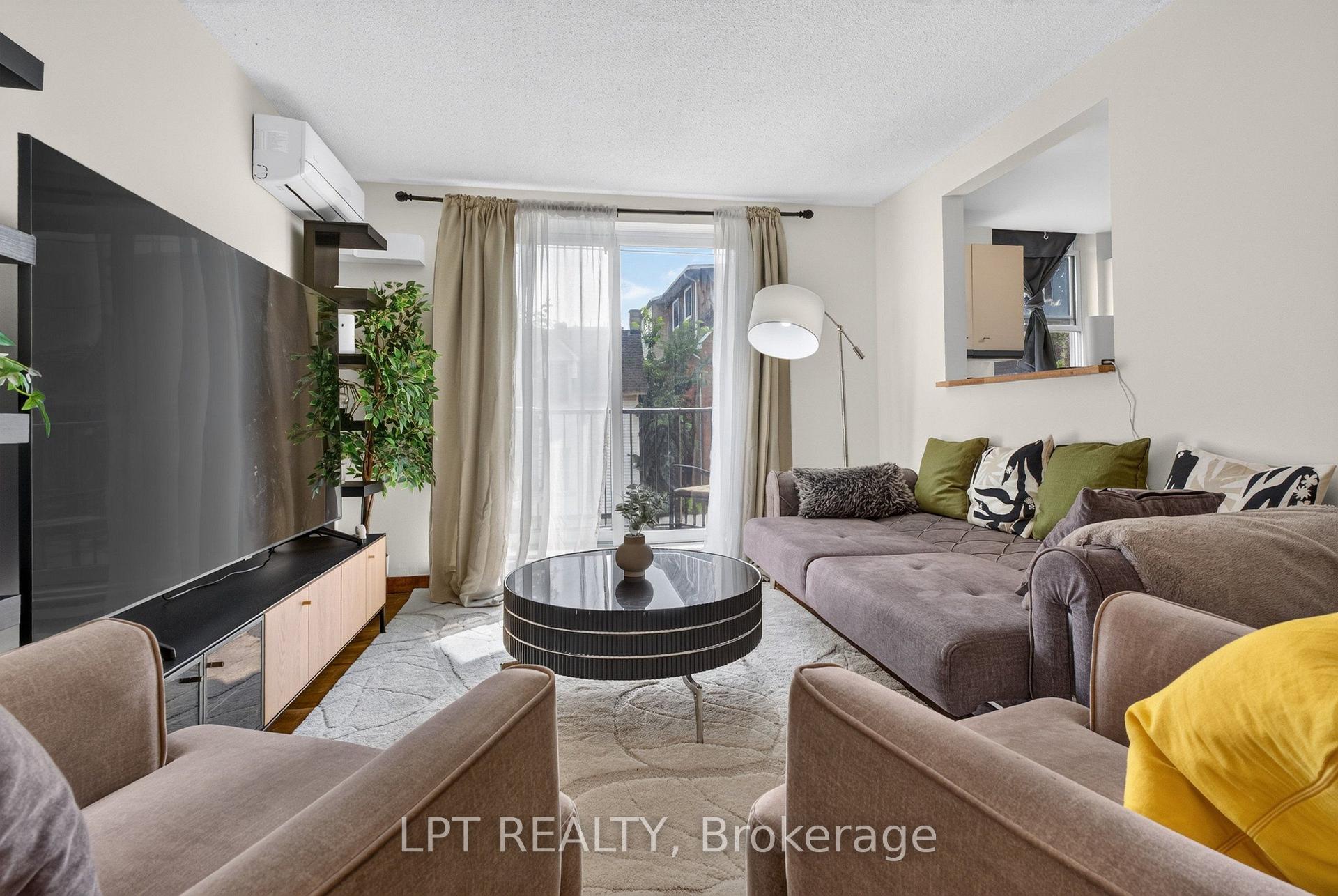 Photo 4 of Unit 203, 50 Burnside Avenue, Ottawa, Mechanicsville — HOMEH