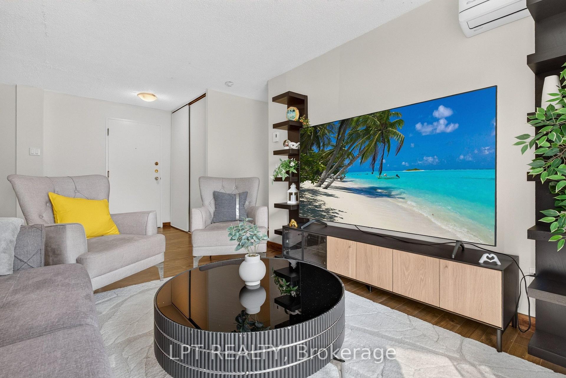 Photo 5 of Unit 203, 50 Burnside Avenue, Ottawa, Mechanicsville — HOMEH