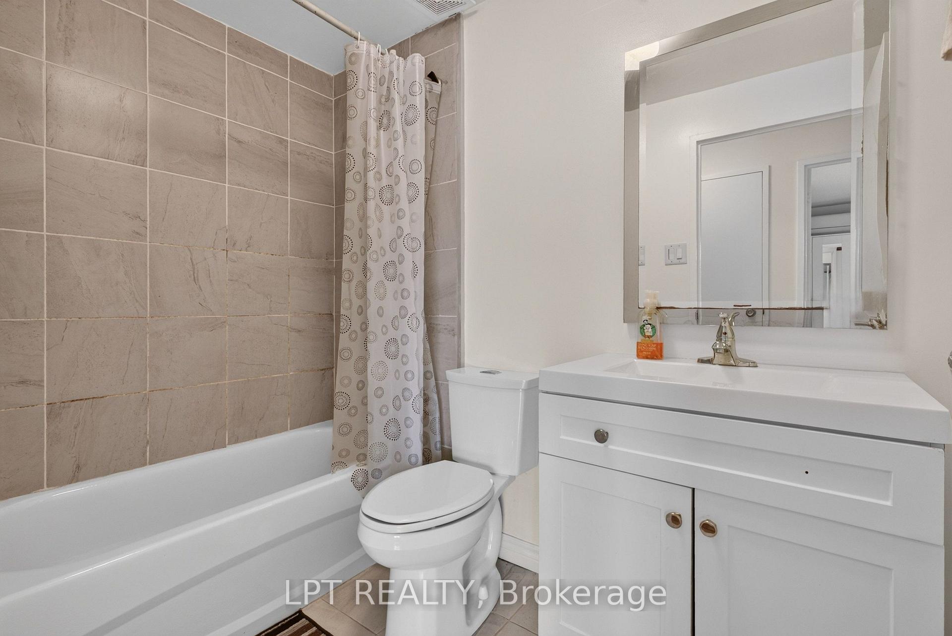 Photo 17 of Unit 203, 50 Burnside Avenue, Ottawa, Mechanicsville — HOMEH