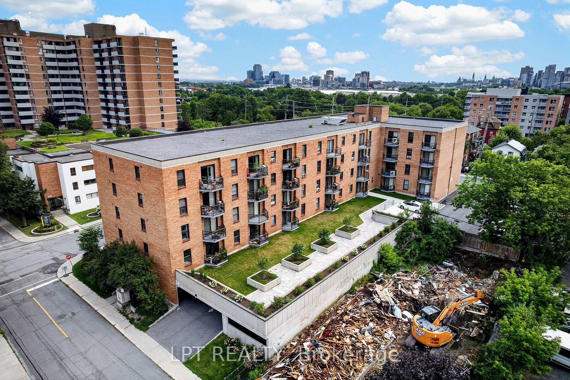 Photo 31 of Unit 203, 50 Burnside Avenue, Ottawa, Mechanicsville — HOMEH