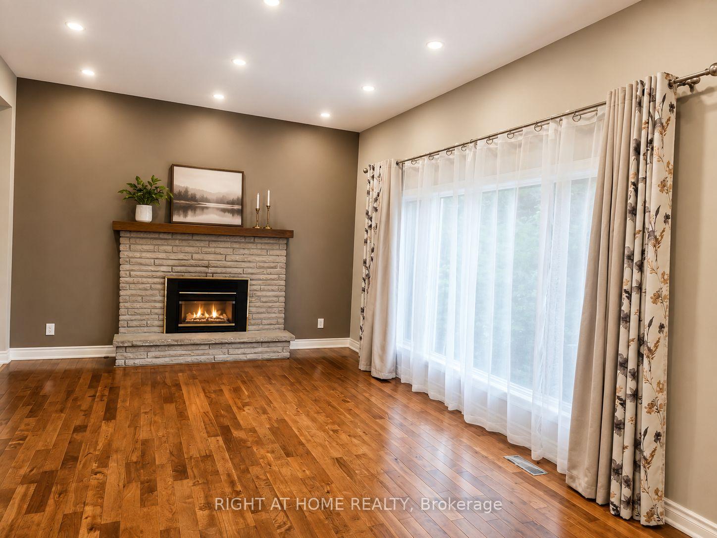 Photo 2 of 4537 Nineteenth Avenue, Markham, Rural Markham — HOMEH