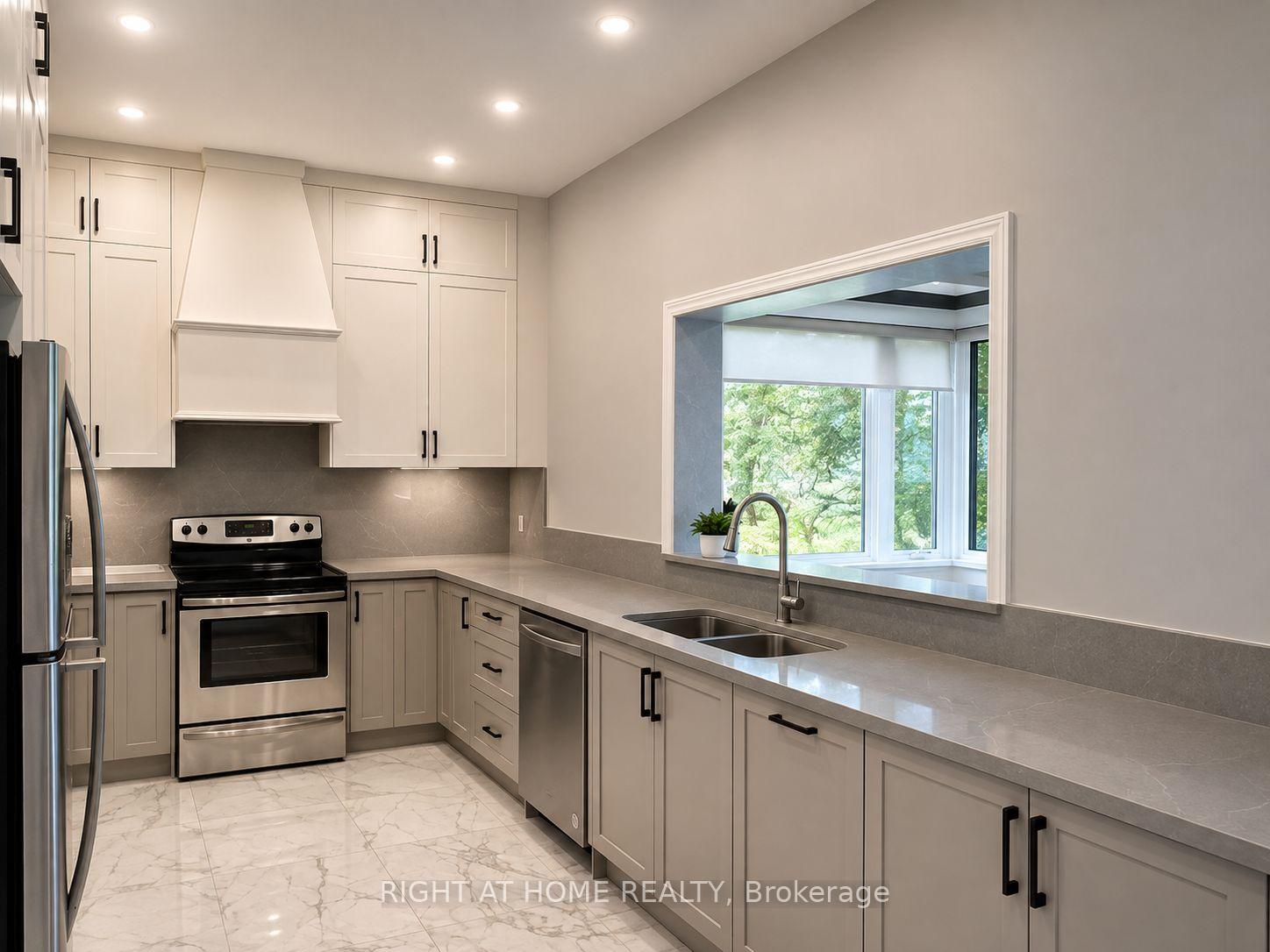 Photo 3 of 4537 Nineteenth Avenue, Markham, Rural Markham — HOMEH