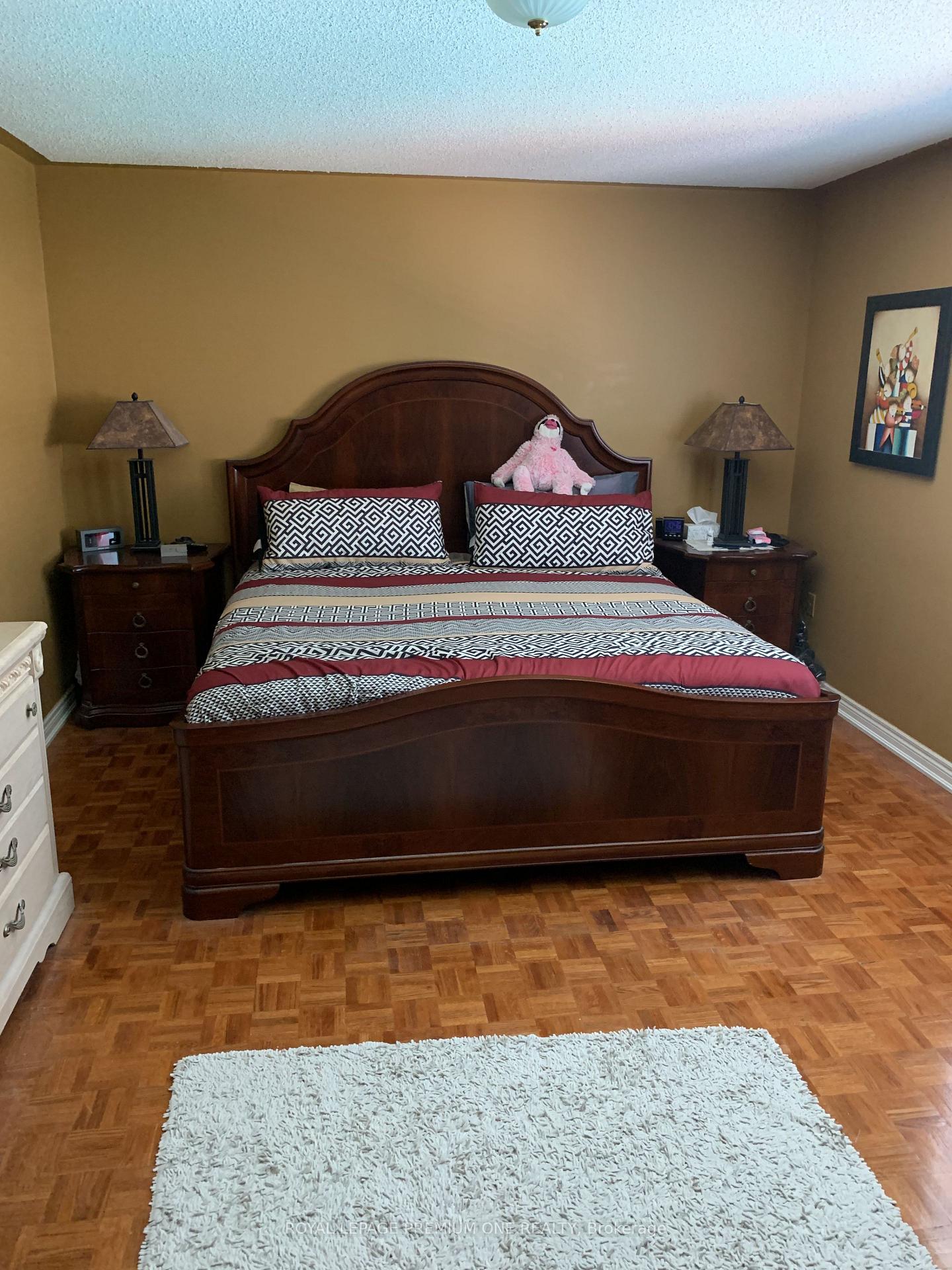 Photo 9 of 1370 Clarence Street, Vaughan, Sonoma Heights — HOMEH