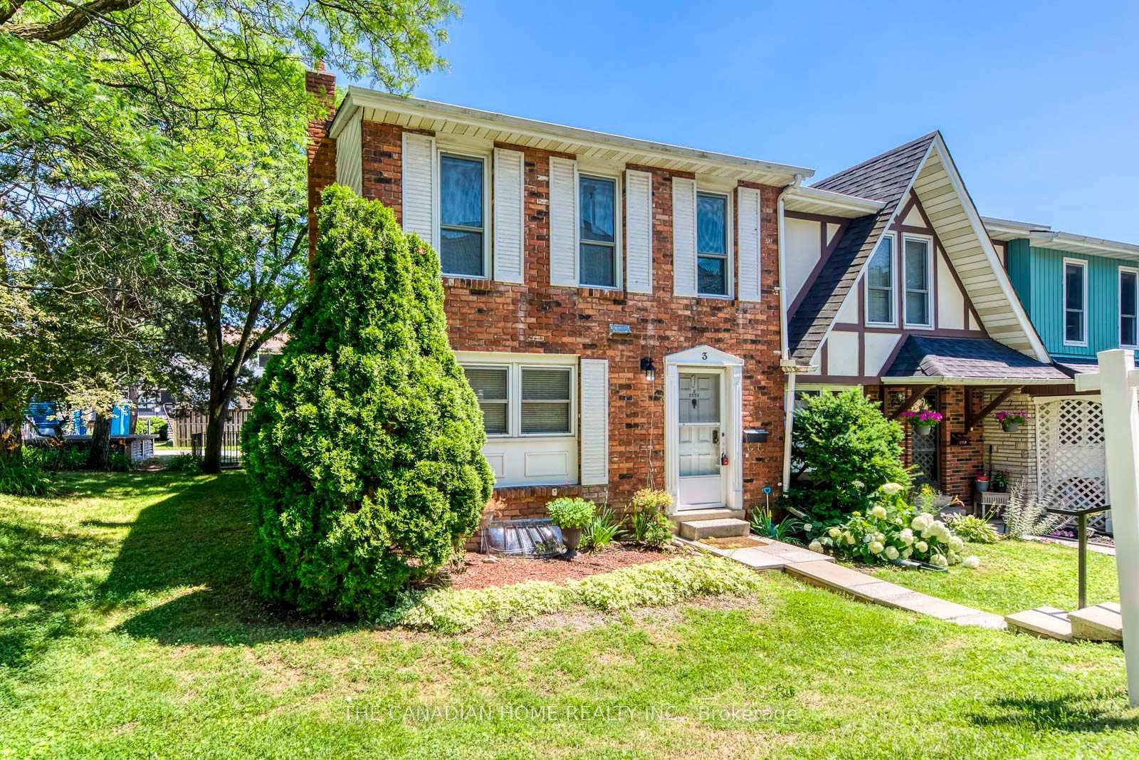 Photo 2 of Unit 3, 2226 Upper Middle Road, Burlington, Brant Hills — HOMEH