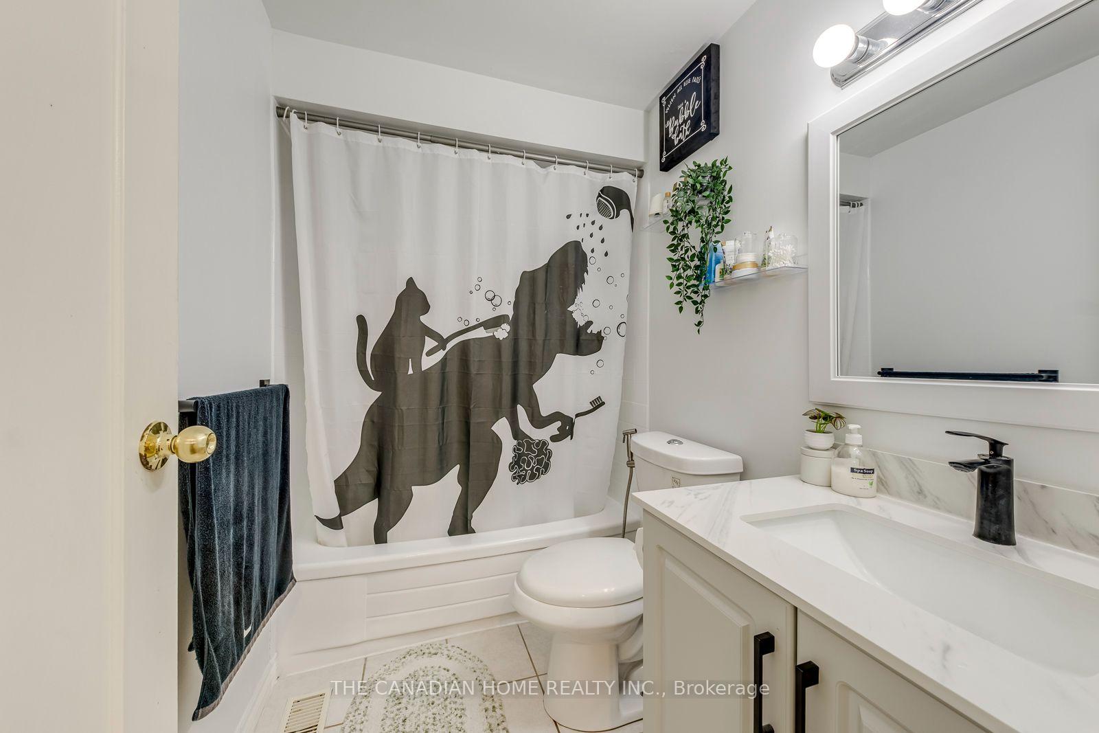 Photo 34 of Unit 3, 2226 Upper Middle Road, Burlington, Brant Hills — HOMEH