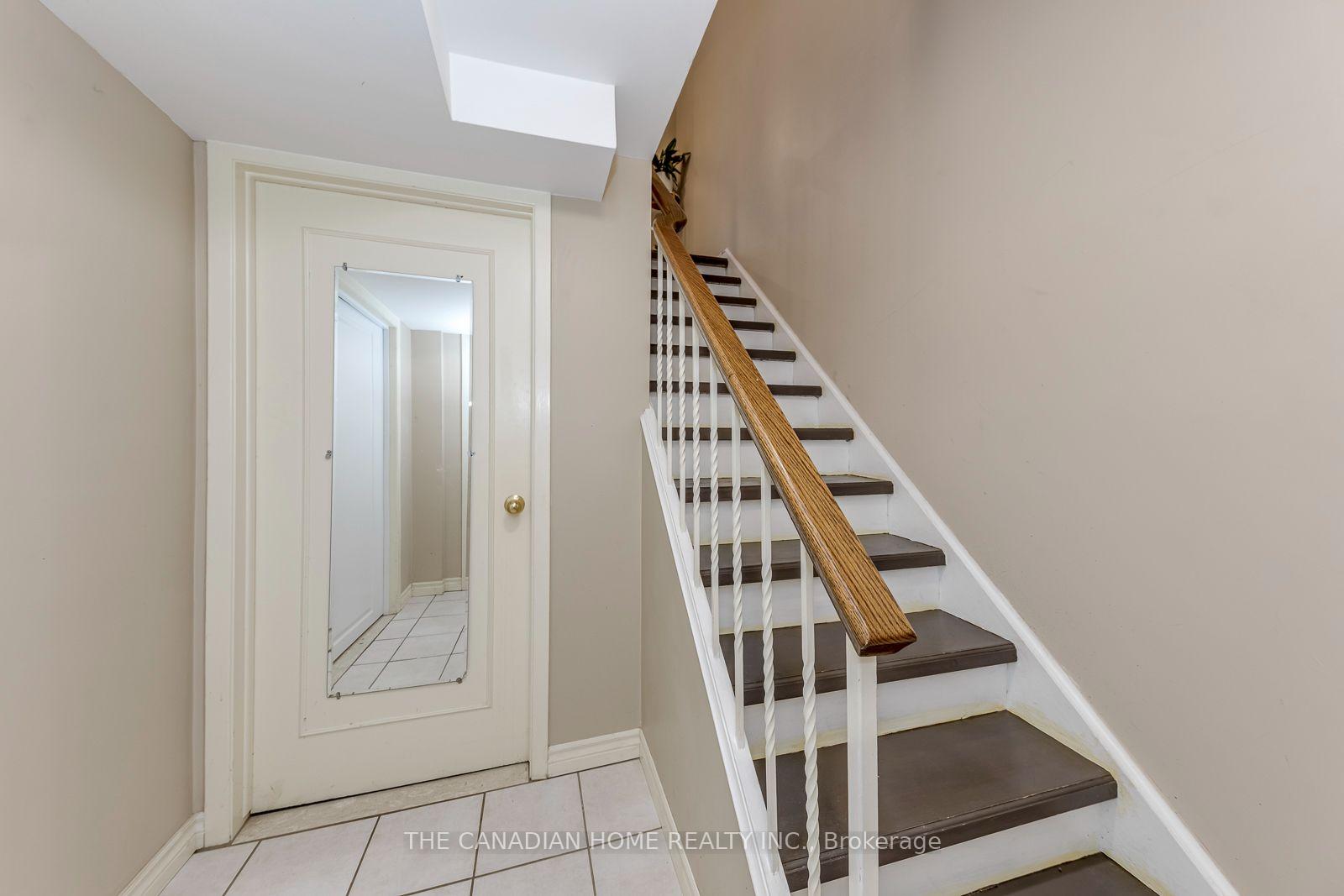 Photo 35 of Unit 3, 2226 Upper Middle Road, Burlington, Brant Hills — HOMEH