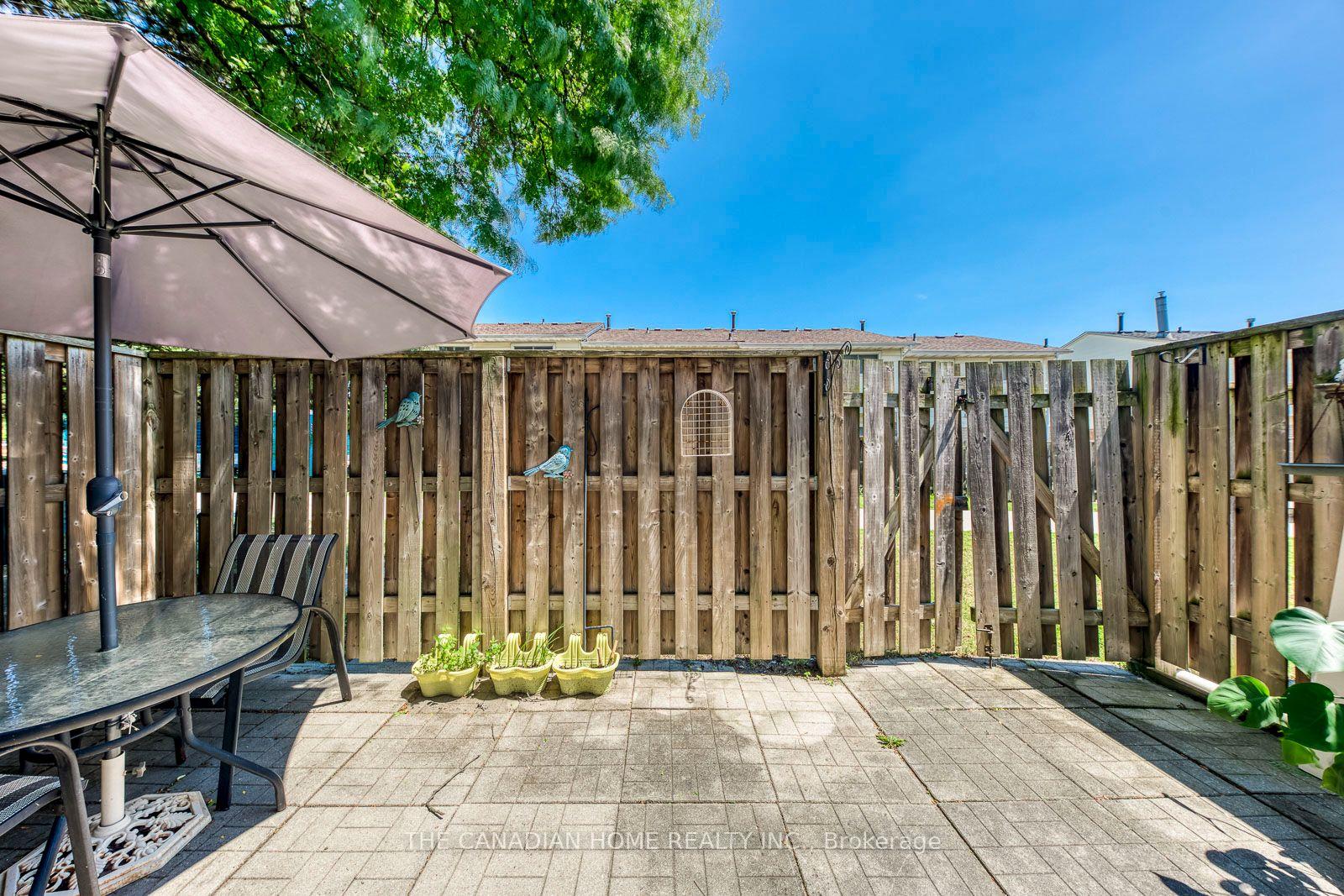 Photo 50 of Unit 3, 2226 Upper Middle Road, Burlington, Brant Hills — HOMEH