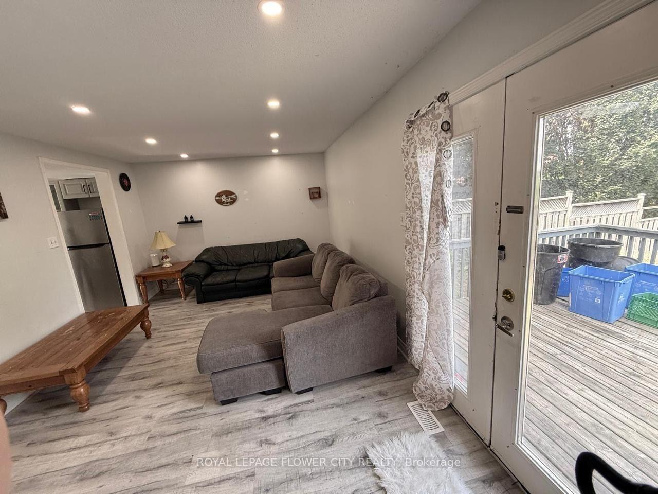 Photo 3 of 291 Fleming Drive, London, East D — HOMEH