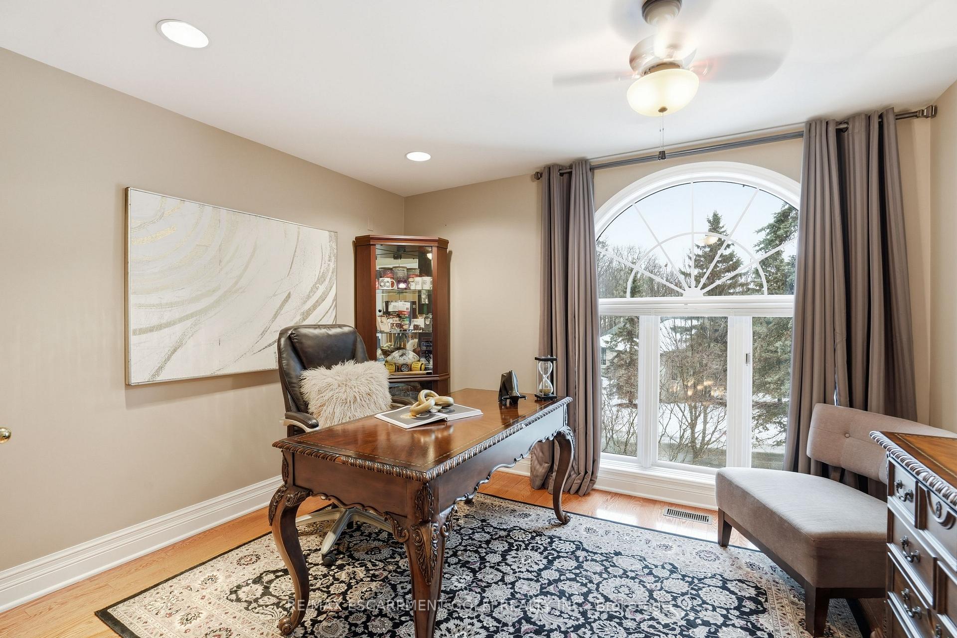 Photo 26 of 1121 Forestvale Drive, Burlington, Tyandaga — HOMEH
