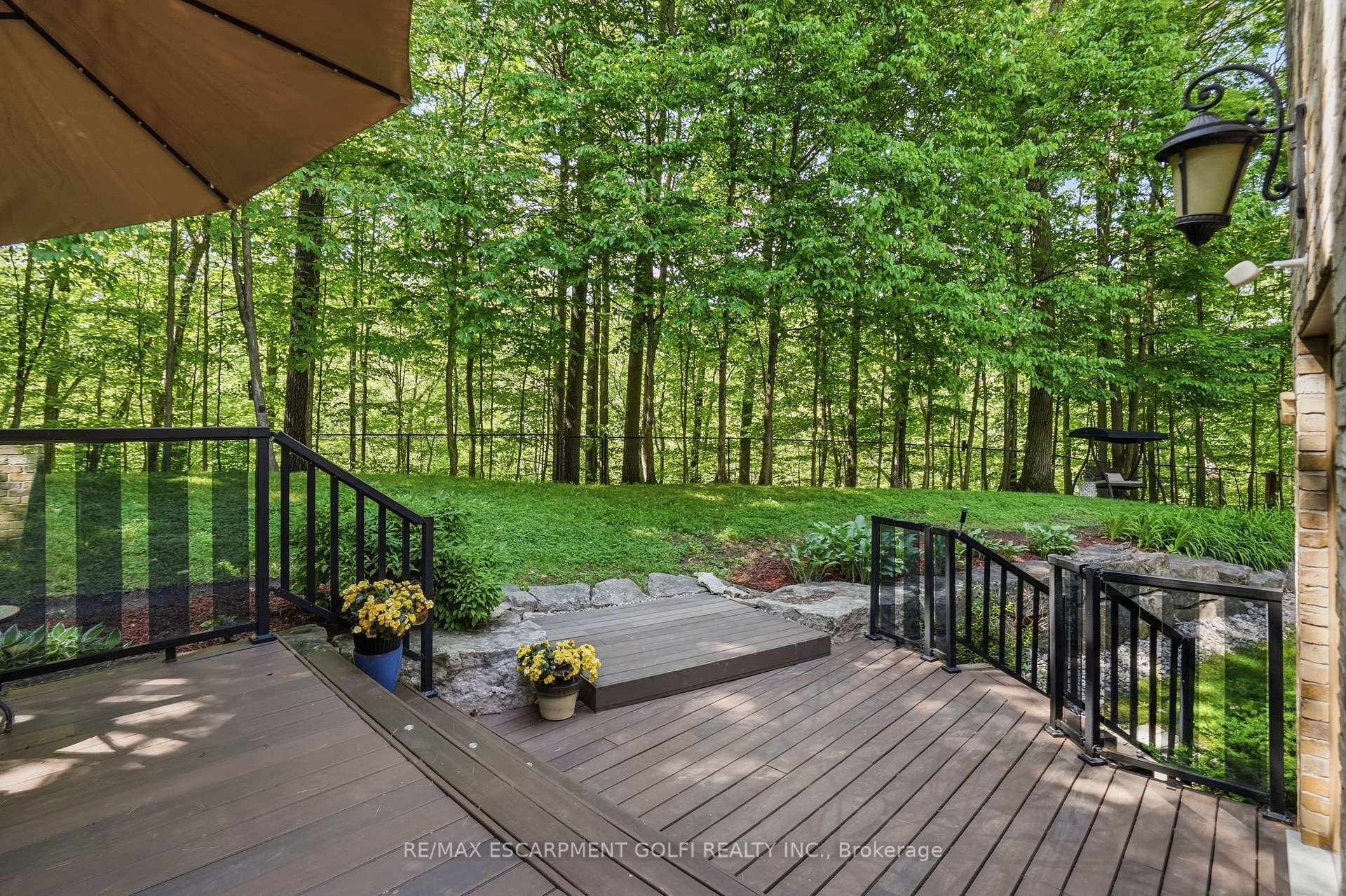 Photo 42 of 1121 Forestvale Drive, Burlington, Tyandaga — HOMEH