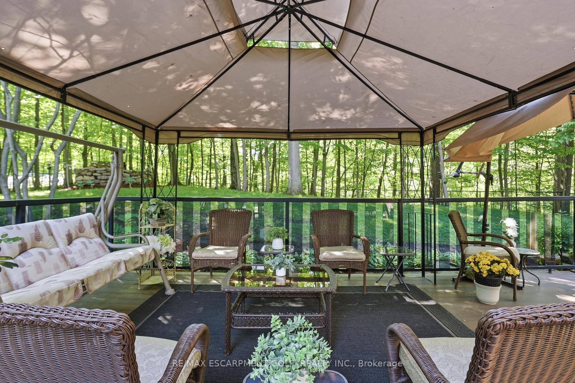 Photo 43 of 1121 Forestvale Drive, Burlington, Tyandaga — HOMEH