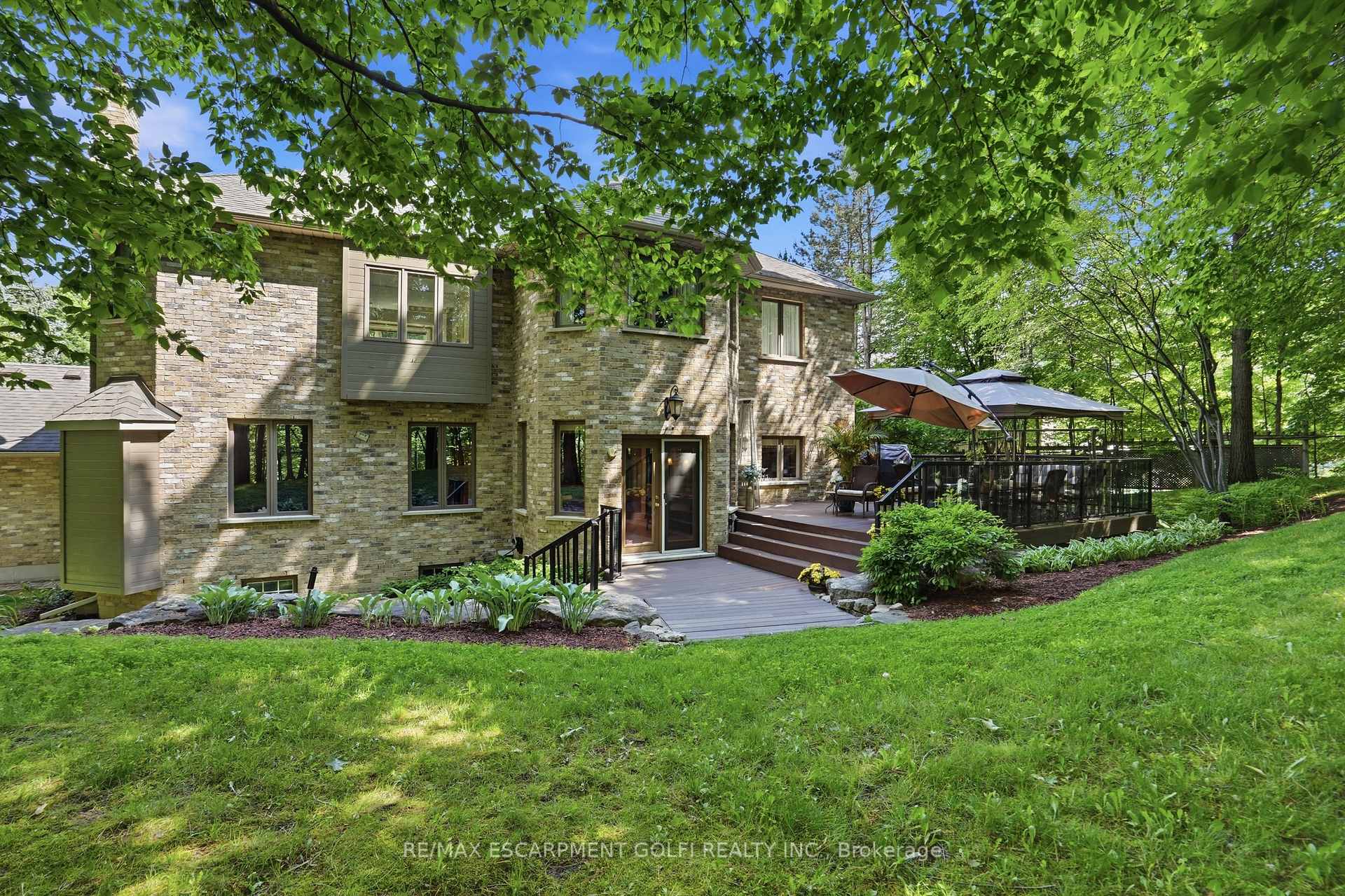 Photo 46 of 1121 Forestvale Drive, Burlington, Tyandaga — HOMEH