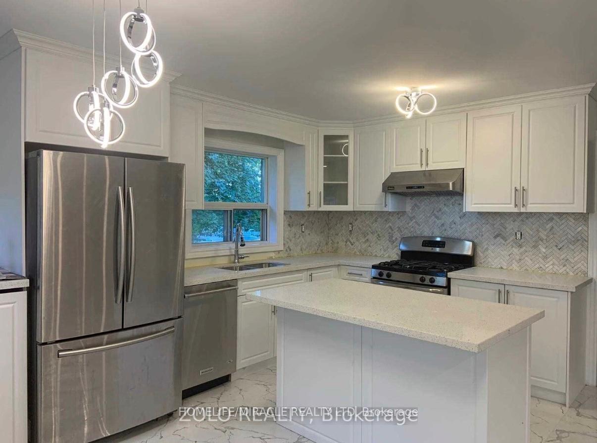Photo 2 of 236 Main Renforth Drive, Etobicoke, Markland Wood — HOMEH