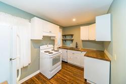 Photo 2 of 5254 Stanley Avenue, Niagara Falls, Cherrywood — HOMEH