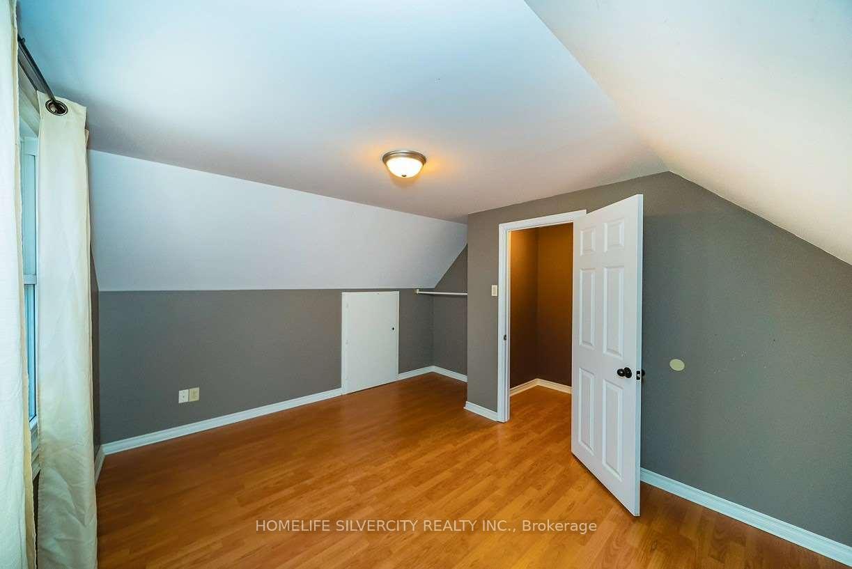 Photo 11 of 5254 Stanley Avenue, Niagara Falls, Cherrywood — HOMEH