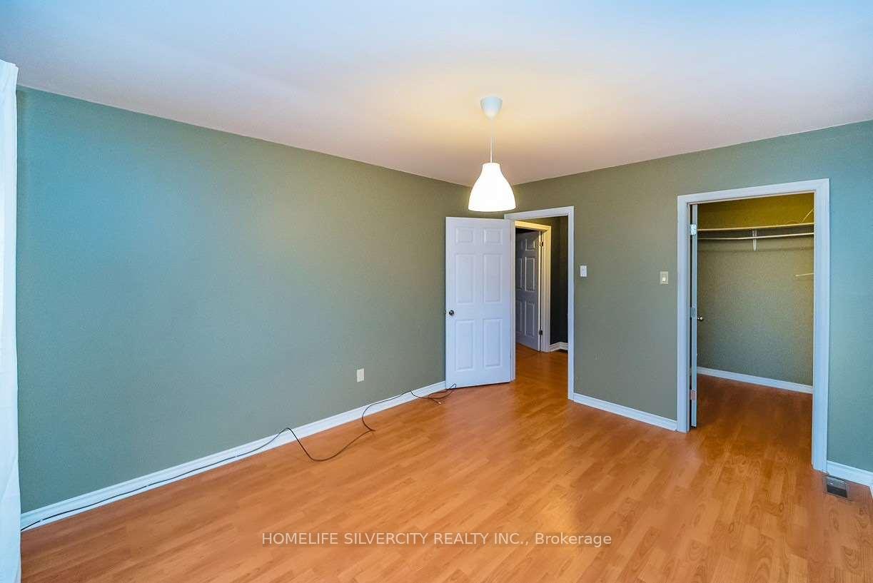 Photo 15 of 5254 Stanley Avenue, Niagara Falls, Cherrywood — HOMEH