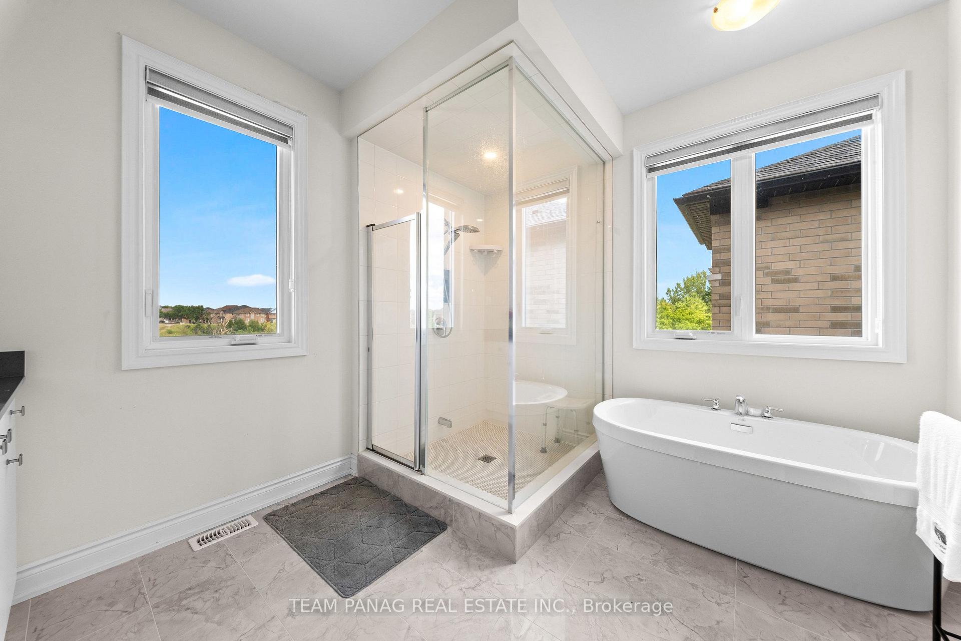 Photo 34 of 21 Aveena Road, Brampton, Bram East — HOMEH