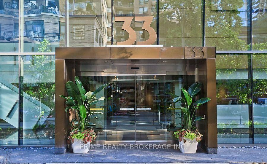 Photo 3 of Unit 609, 33 Charles Street E, Toronto, Church-Yonge Corridor — HOMEH